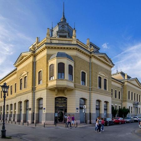 Strawberry Apartments City Center Novi Sad Exterior foto